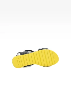 Czarne sandały dziecięce z zapięciem na rzep, żółtą podeszwą BARTEK W-59183/1RP