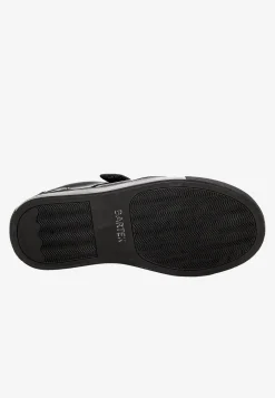 Czarne skórzane trampki BARTEK 86004-51
